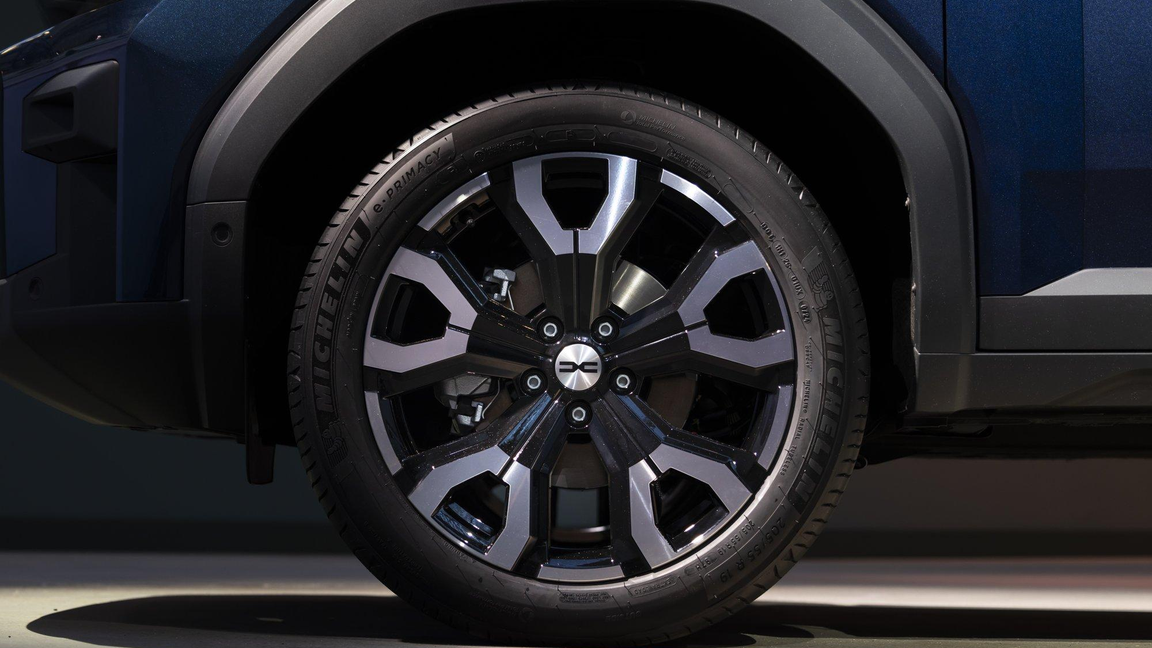 Melni Rasan 19” vieglmetāla diski ar dimanta apdari